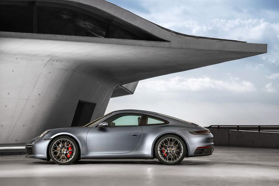  Porsche 911 Carrera 4S (992) 2019 года  (WW) (фото 8 из 60)